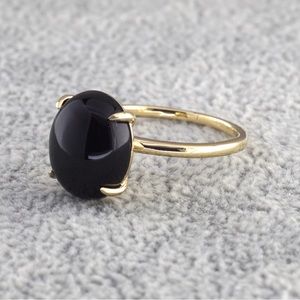 14kt Gold Ring Black Onyx Cabochon